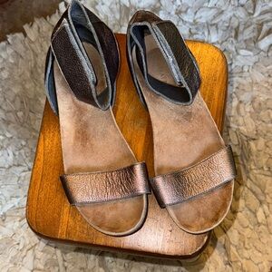 Chocolat Blu Silver/Copper Sandals with Wide Straps